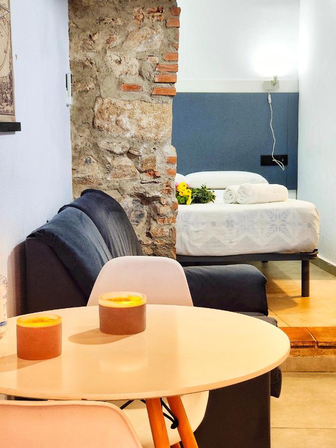 Caleros 8 Estudio - Apartamentos De La Parte Antigua De Caces Exteriör bild
