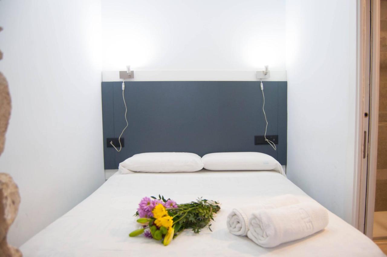 Caleros 8 Estudio - Apartamentos De La Parte Antigua De Caces Exteriör bild