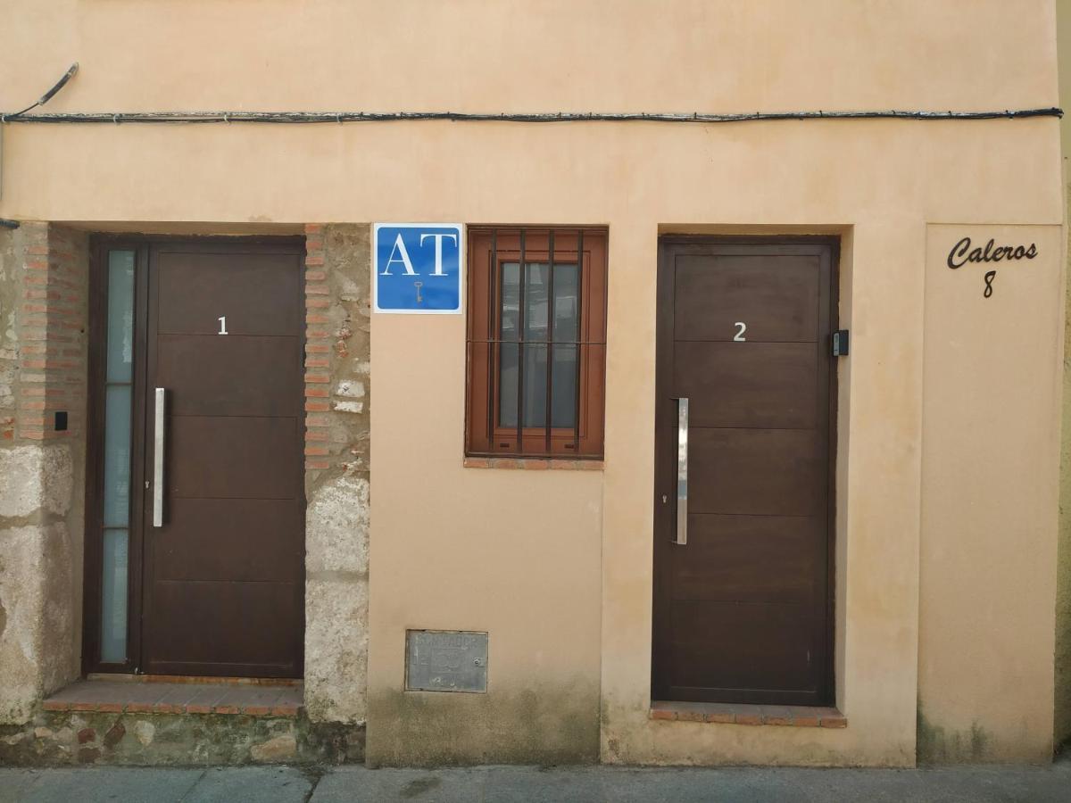 Caleros 8 Estudio - Apartamentos De La Parte Antigua De Caces Exteriör bild